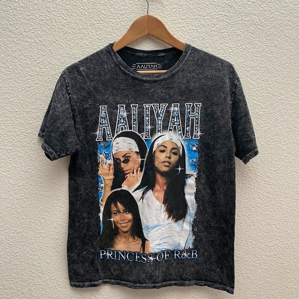 Aaliyah Princess Of R&B Music Gray T-Shirt Small Short Sleeve Boyfriend Fit